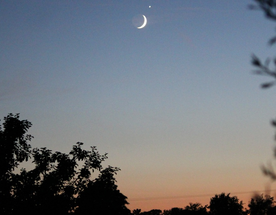 20260617_Moon+Venus_MW.jpg